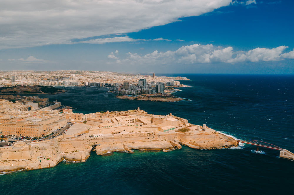 Live the Mediterranean summer